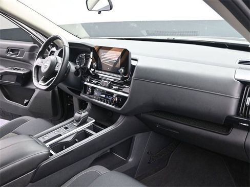 Used 2024 Nissan Pathfinder SV w/ Lighting Package (N92) image 35