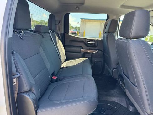 Used 2019 Chevrolet Silverado 1500 LT Trail Boss AWD/4WD image 14