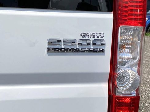 Used 2025 RAM ProMaster 2500 w/ U-Haul Equipment Group FWD image 5