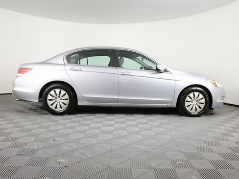 Used 2009 Honda Accord LX image 4