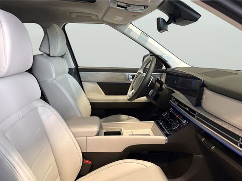 Used 2025 Hyundai Santa Fe Calligraphy image 16