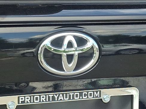 Used 2025 Toyota RAV4 LE AWD/4WD image 28