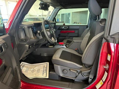 New 2025 Ford Bronco 2-Door image 6