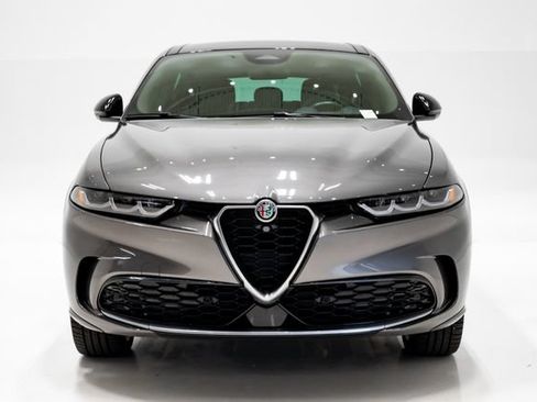 Used 2024 Alfa Romeo Tonale Ti AWD/4WD image 4