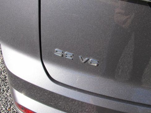 Used 2022 Volkswagen Atlas Cross Sport SE image 13