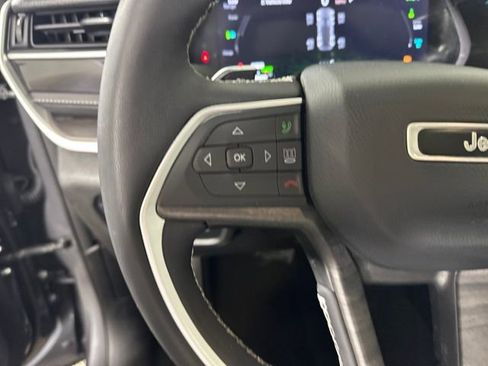 Used 2024 Jeep Grand Cherokee Limited 4xe image 15