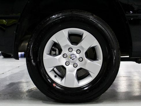 Used 2024 RAM 1500 Big Horn image 37