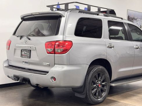 Used 2012 Toyota Sequoia Platinum image 6