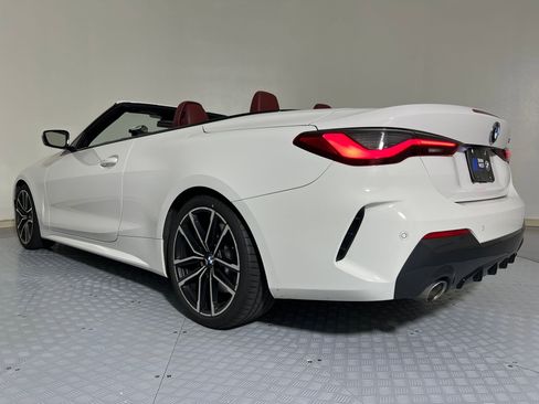 Used 2022 BMW 430i Convertible w/ M Sport Package image 2