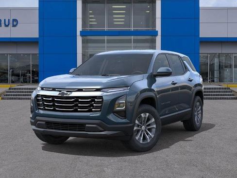 New 2026 Chevrolet Equinox LT w/ Convenience Package II AWD/4WD image 6