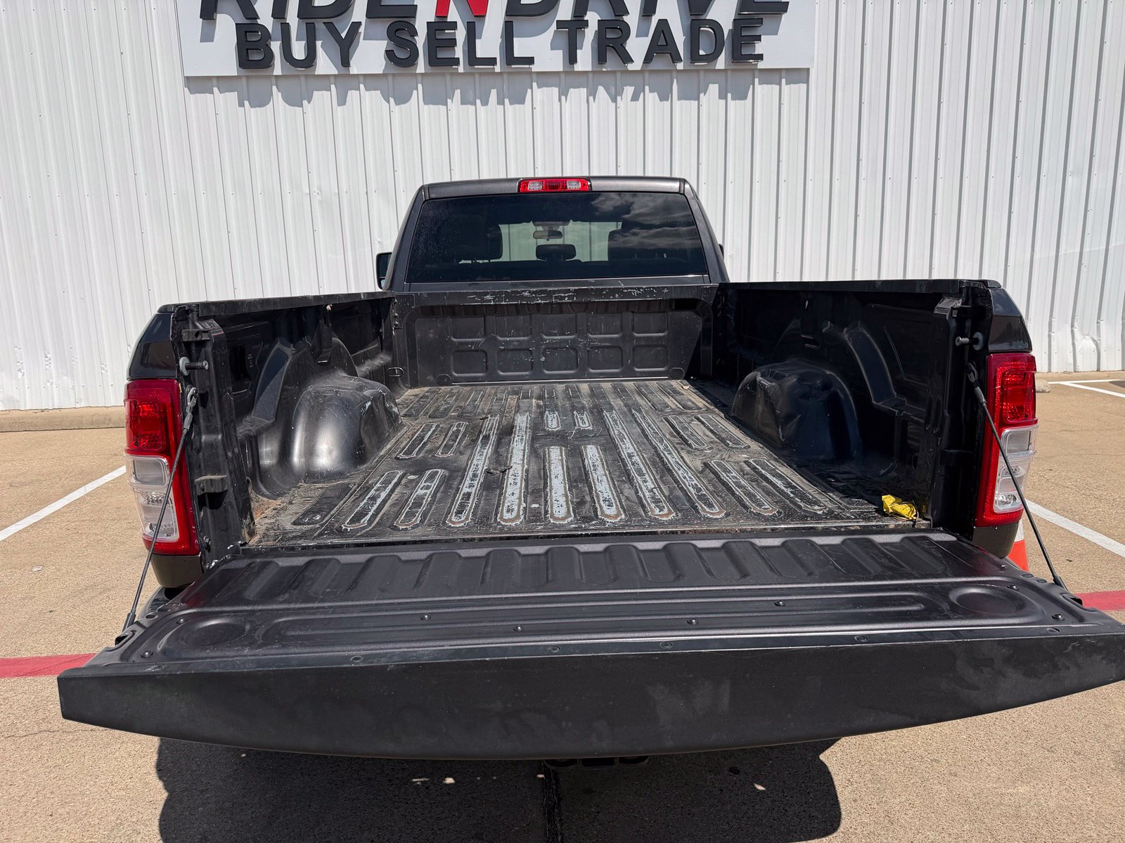 Used 2023 RAM 3500 Tradesman RWD image 40