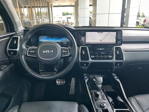 Used 2022 Kia Sorento SX FWD image 13