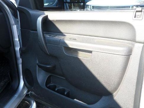 Used 2013 GMC Sierra 2500 SLE w/ SLE Preferred Package image 18