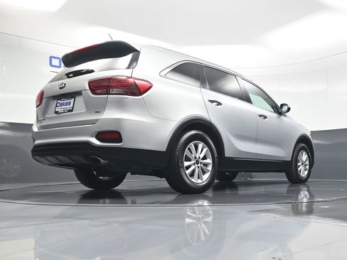Used 2020 Kia Sorento LX w/ LX I4 Convenience Package image 44