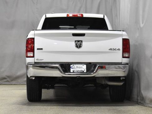 Used 2022 RAM 1500 Classic SLT image 8