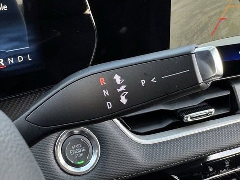 New 2026 Chevrolet Equinox LT image 19