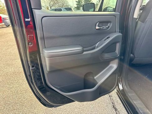 New 2026 Nissan Frontier SV w/ All-Weather Content Package AWD/4WD image 14