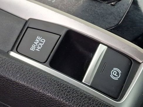 Used 2019 Honda Civic Sport image 24