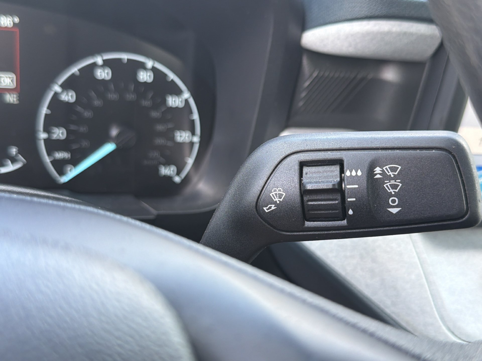 Certified 2024 Ford Maverick XLT FWD image 13