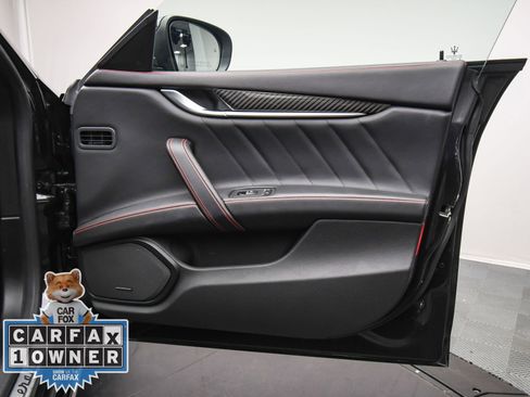 Used 2021 Maserati Ghibli S GranSport Q4 image 44