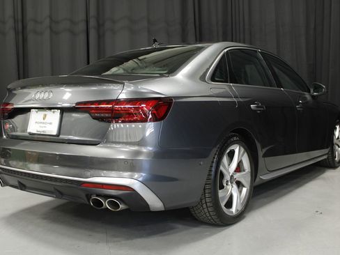 Used 2021 Audi S4 Prestige w/ Prestige Package image 3
