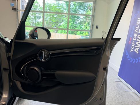Used 2019 MINI Cooper S FWD image 22