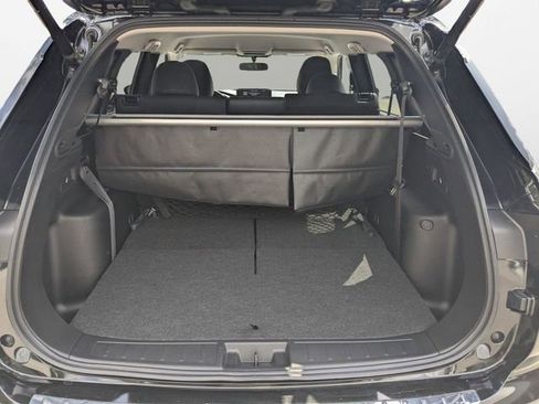 Used 2024 Mitsubishi Outlander SE image 11