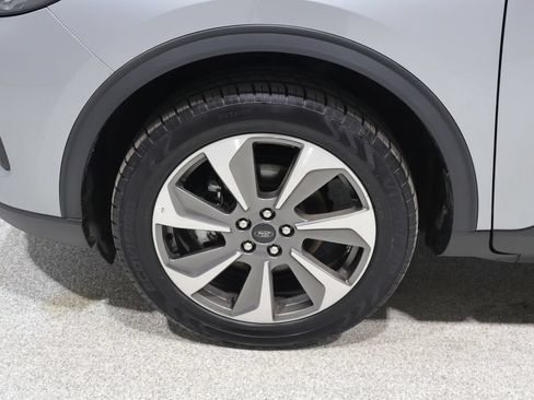 Used 2024 Ford Escape Platinum AWD/4WD image 7