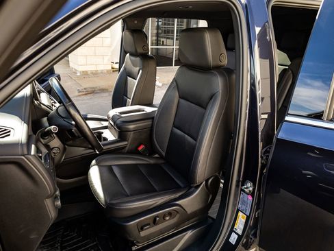 Used 2022 Chevrolet Tahoe LT w/ Luxury Package image 29