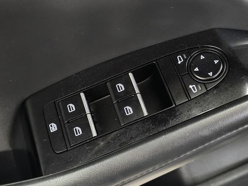 Used 2024 MAZDA MAZDA3 s image 24