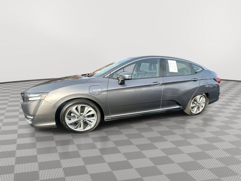 Used 2018 Honda Clarity Plug-In Hybrid image 1