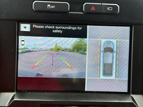 Used 2017 Ford F150 Lariat w/ Equipment Group 502A Luxury AWD/4WD image 11