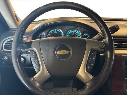 Used 2013 Chevrolet Tahoe LTZ AWD/4WD image 31