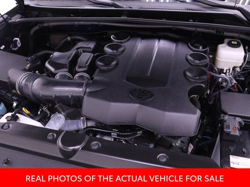 Certified 2023 Toyota 4Runner TRD Off-Road Premium w/ Off Road Premium Plus Package AWD/4WD image 17
