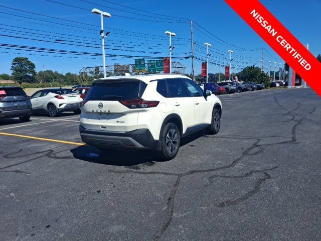 Certified 2023 Nissan Rogue SV w/ SV Premium B Package AWD/4WD image 14