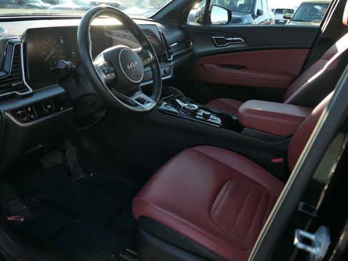 Used 2023 Kia Sportage SX Prestige image 12