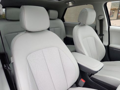 Used 2022 Hyundai Ioniq 5 Limited image 31