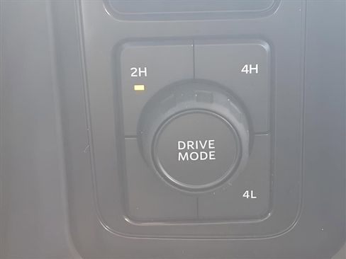 New 2025 Ford F550 4x4 Regular Cab Super Duty image 9