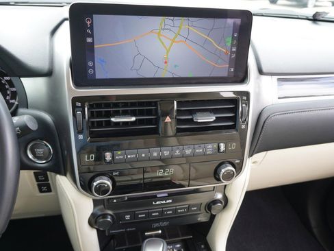 Certified 2023 Lexus GX 460 Premium AWD/4WD image 16
