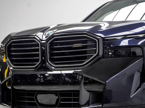 Used 2023 BMW XM w/ M Driver's Package AWD/4WD image 2