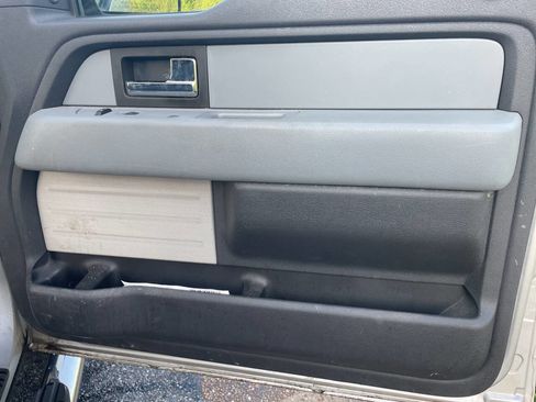 Used 2014 Ford F150 XLT image 22