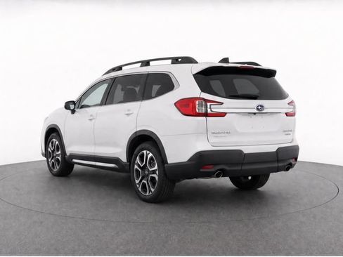 Used 2023 Subaru Ascent Limited AWD/4WD image 3