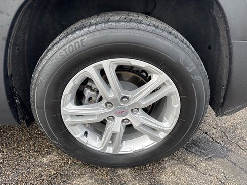 Used 2023 GMC Terrain SLE w/ Driver Convenience Package image 26