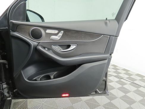 Certified 2022 Mercedes-Benz GLC 300 image 25