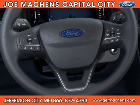 New 2025 Ford Maverick XL image 15