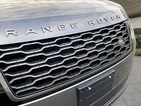 Used 2018 Land Rover Range Rover image 27
