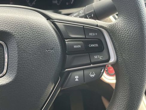 Used 2020 Honda Accord EX image 28