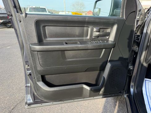 Used 2018 RAM 1500 Express w/ Express Value Package image 8