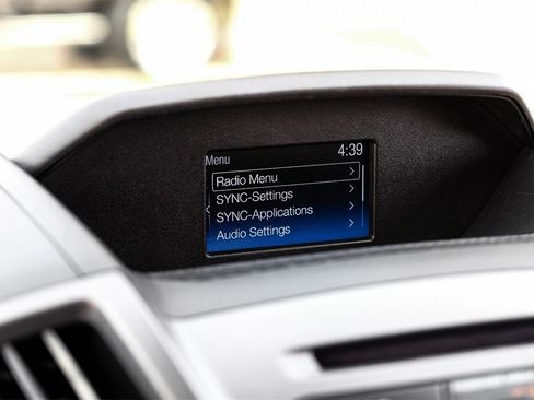 Used 2019 Ford Transit 250 130 Low Roof image 28