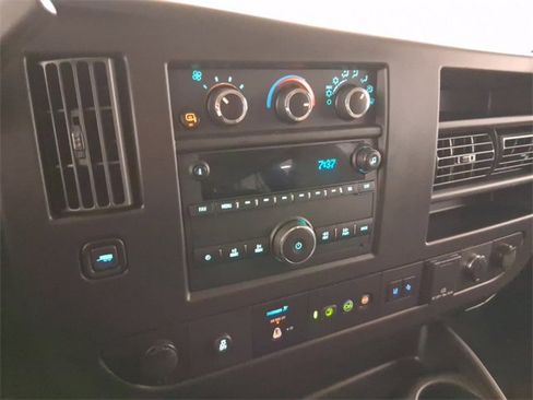 Used 2022 Chevrolet Express 3500 LT w/ LT Preferred Equipment Group image 24